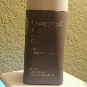 Living Proof Hair Car